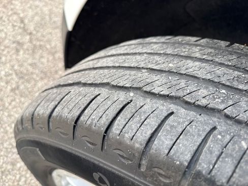 Used 2021 Chevrolet Equinox Premier image 37