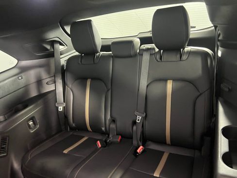 Used 2024 MAZDA CX-90 Plug-In Hybrid w/ Premium Plus image 30