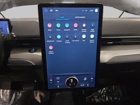 Used 2023 Ford Mustang Mach-E Select image 23