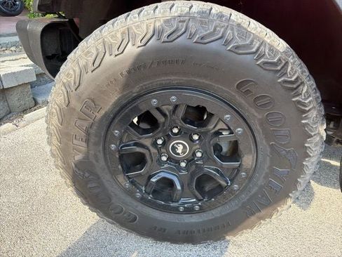 Used 2023 Ford Bronco Wildtrak AWD/4WD image 18