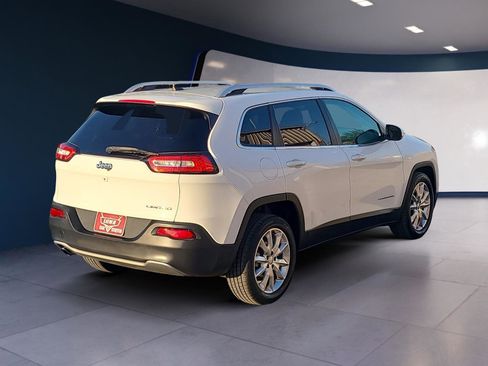 Used 2016 Jeep Cherokee Limited FWD image 5