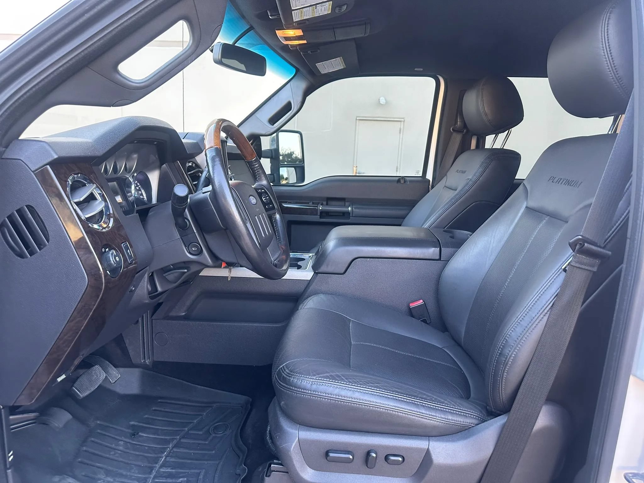 Used 2014 Ford F250 Platinum AWD/4WD image 16
