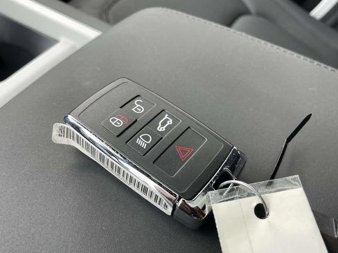 New 2026 Land Rover Defender 110 S AWD/4WD image 40