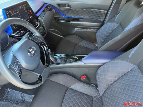 Certified 2021 Toyota C-HR XLE FWD image 21