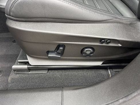 Used 2024 Alfa Romeo Stelvio Veloce AWD/4WD image 7