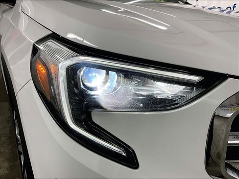 Used 2019 GMC Terrain SLT image 32