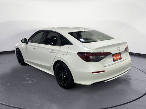 Used 2025 Honda Civic Sport image 8
