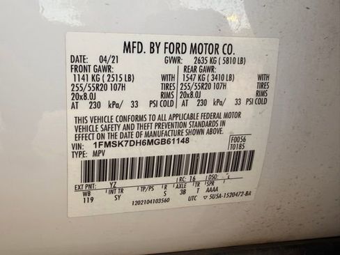 Used 2021 Ford Explorer XLT w/ Equipment Group 202A RWD image 24