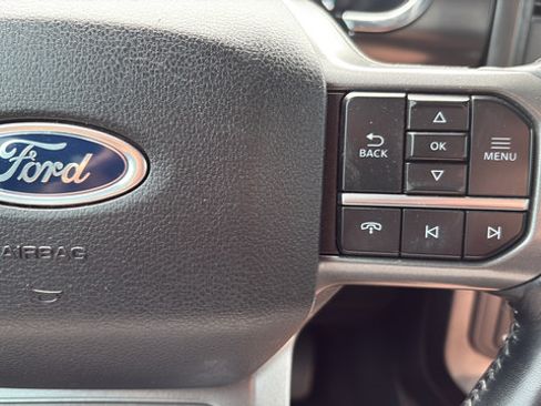 Used 2021 Ford F150 Lariat w/ Equipment Group 502A High AWD/4WD image 10