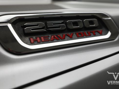 Used 2020 RAM 2500 Limited AWD/4WD image 35