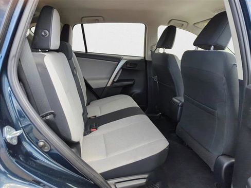 Used 2018 Toyota RAV4 LE Plus image 15