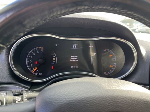 Used 2020 Jeep Grand Cherokee Limited image 30