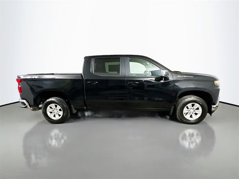 Used 2021 Chevrolet Silverado 1500 LT image 7