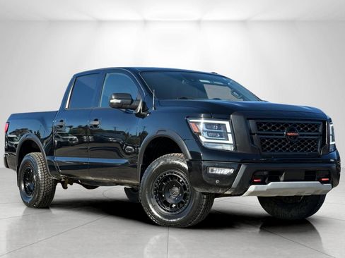 Used 2021 Nissan Titan PRO-4X w/ Pro-4x Convenience Package image 1