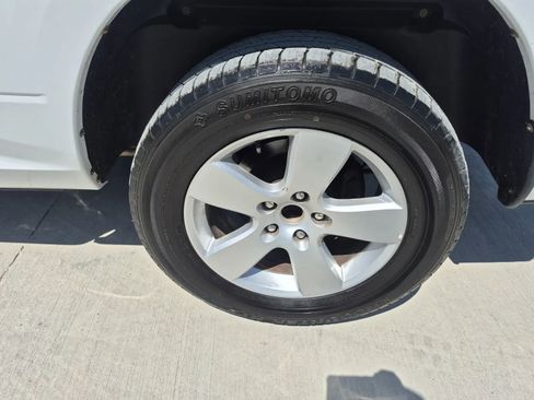 Used 2012 RAM 1500 Express w/ ST Popular Equipment Group AWD/4WD image 9