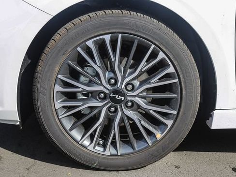 New 2024 Kia Forte GT-Line w/ GT-Line Premium Package FWD image 11