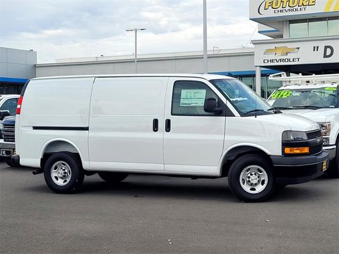 New 2025 Chevrolet Express 2500 w/ Driver Convenience Package image 3