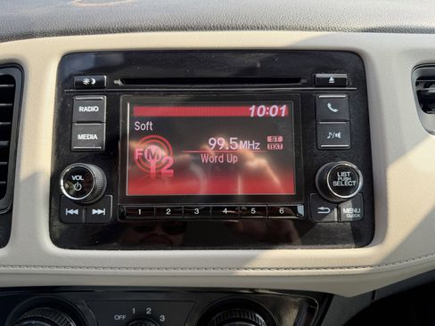 Used 2020 Honda HR-V LX image 26