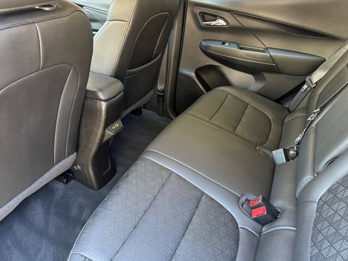 Used 2023 Chevrolet Bolt LT w/ Infotainment Package FWD image 15