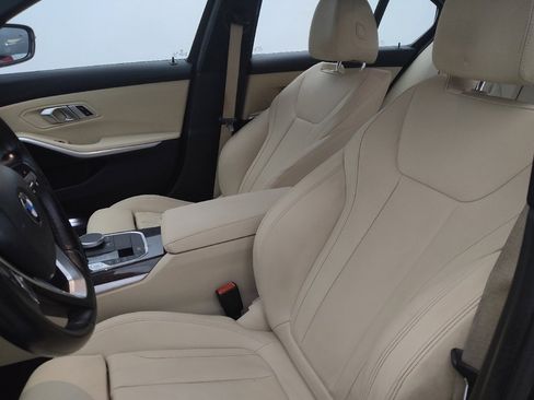 Used 2019 BMW 330i Sedan w/ Driving Assistance Package RWD image 17