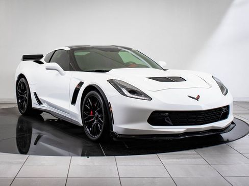 Used 2016 Chevrolet Corvette Z06 image 12