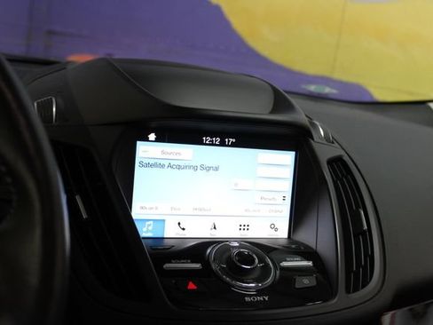 Used 2019 Ford Escape Titanium AWD/4WD image 19