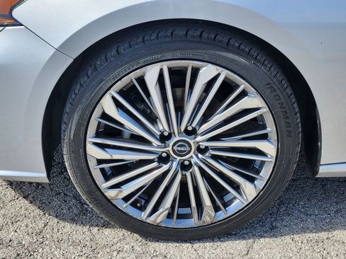 Used 2023 Nissan Altima 2.5 SL FWD image 13