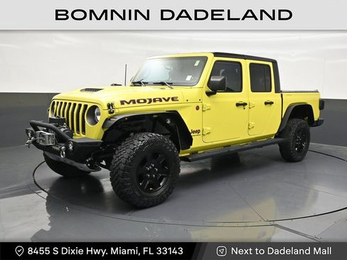 Used 2023 Jeep Gladiator Mojave w/ Cold Weather Group AWD/4WD image 1