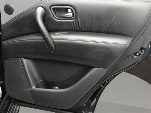 Used 2019 Nissan Armada SL w/ Premium Package image 17