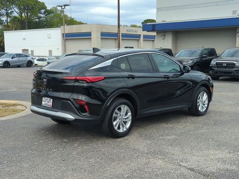 Used 2025 Buick Envista Preferred FWD image 4