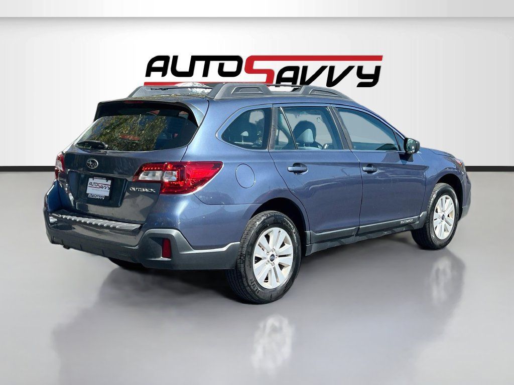 Used 2018 Subaru Outback 2.5i AWD/4WD image 7