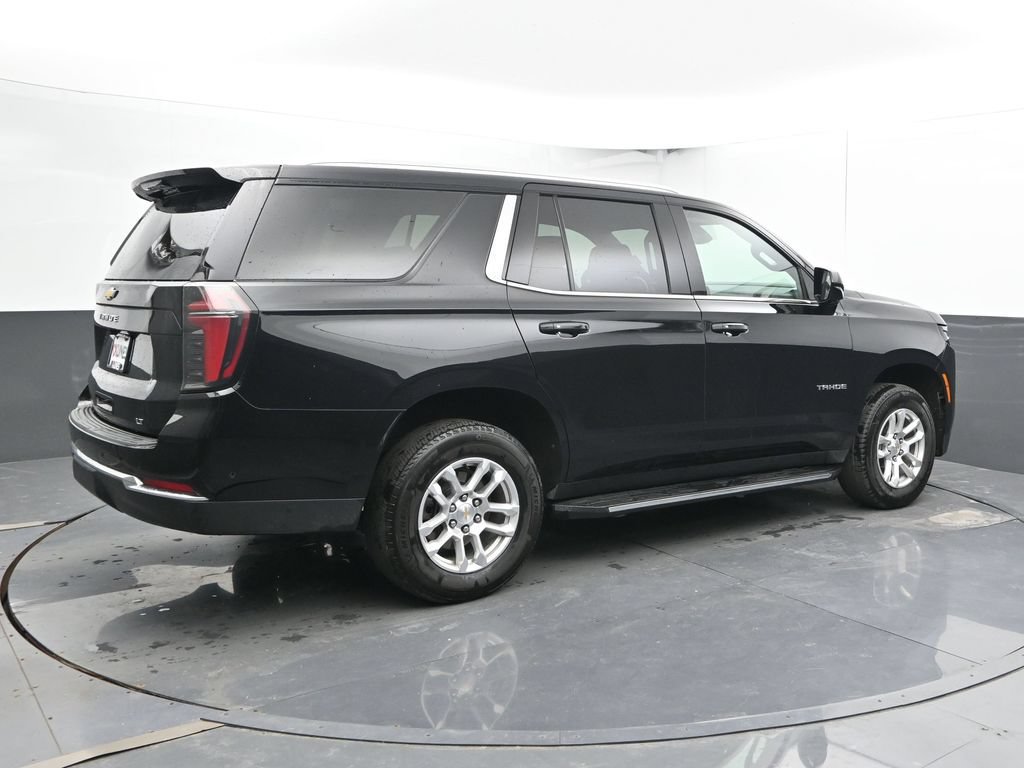 Used 2025 Chevrolet Tahoe LT AWD/4WD image 2