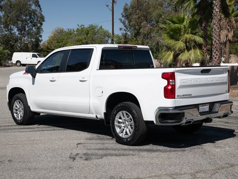 Used 2021 Chevrolet Silverado 1500 LT image 6