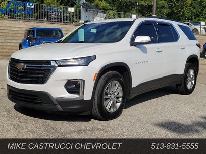 Used 2023 Chevrolet Traverse LT