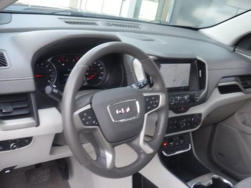 Used 2018 GMC Terrain Denali w/ Comfort Package AWD/4WD image 15