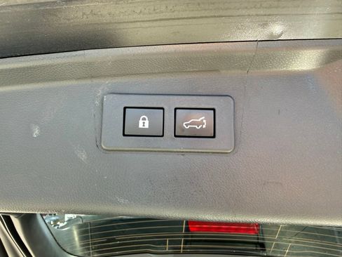 Used 2025 Subaru Outback Onyx Edition AWD/4WD image 32