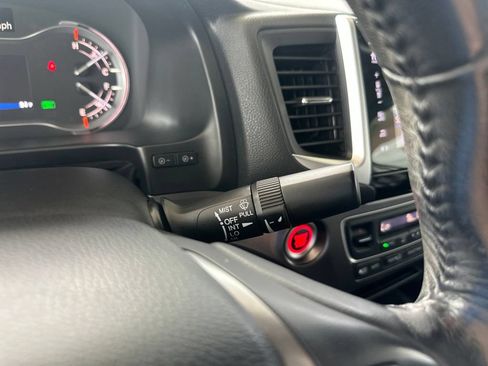 Used 2018 Honda Ridgeline RTL-T image 27
