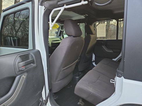 Used 2017 Jeep Wrangler Willys Wheeler image 20