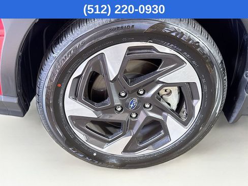 Used 2025 Subaru Crosstrek 2.5i Limited w/ Crosstrek Mirror Package image 41