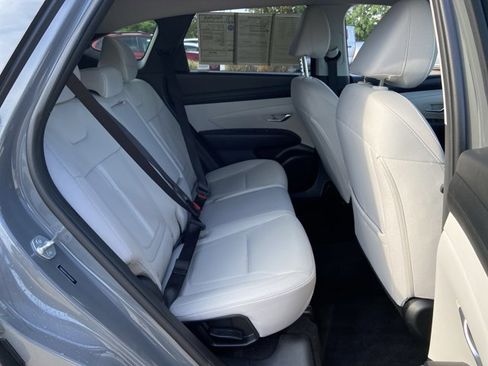 Used 2025 Hyundai Tucson SEL FWD image 14