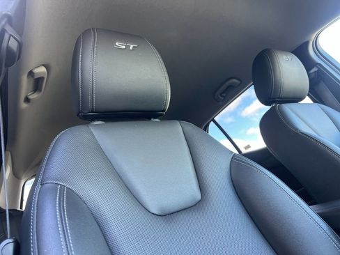 Used 2024 Buick Encore GX Sport Touring image 16