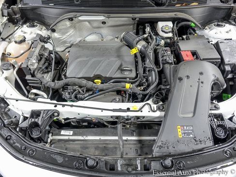 Used 2025 Buick Envista Sport Touring image 23