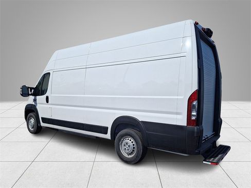 New 2024 RAM ProMaster 3500 w/ Delivery Van Package image 4