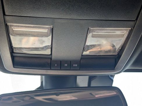 Used 2022 Dodge Challenger GT RWD image 21
