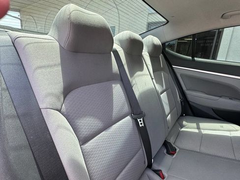 Used 2020 Hyundai Elantra Value Edition w/ Cargo Package (C1) FWD image 21