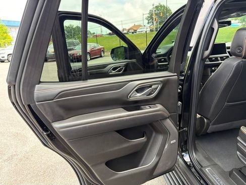 Used 2024 GMC Yukon AT4 w/ Technology Package AWD/4WD image 21