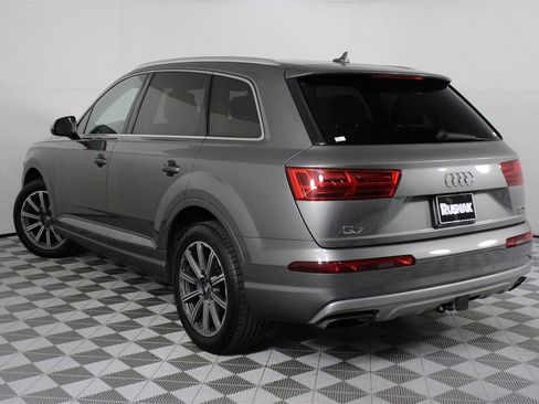 Used 2017 Audi Q7 3.0T Premium Plus image 3