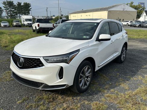 Used 2023 Acura RDX w/ Technology Package AWD/4WD image 4