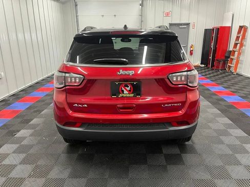Used 2025 Jeep Compass Limited AWD/4WD image 4