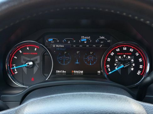 Used 2022 Ford F250 Lariat w/ Black Appearance Package image 21